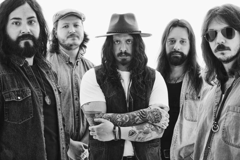 Commoners Shot8 056Final B W 768x512