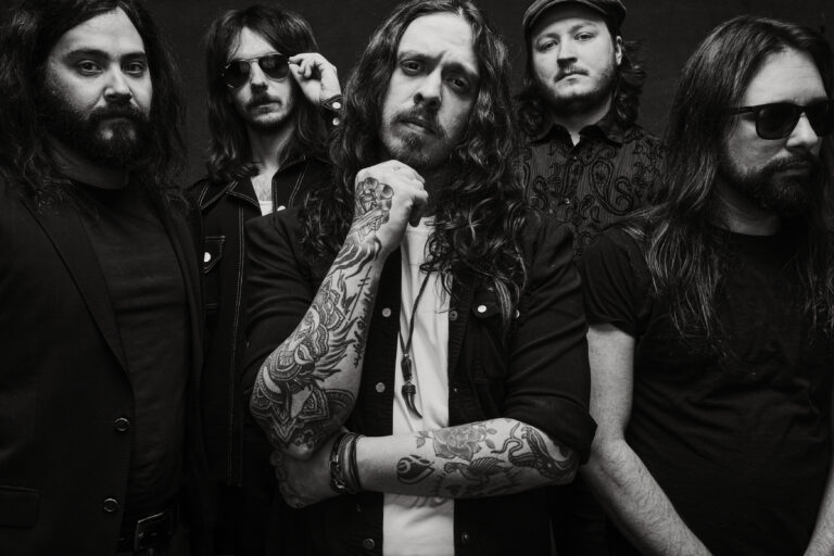 Commoners Shot9 010Final B W 11 768x512