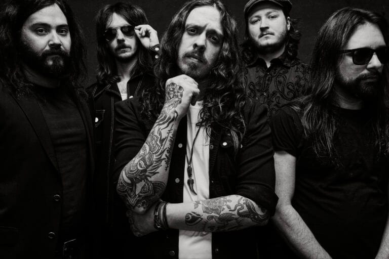 Commoners Shot9 010Final B W 18 768x512